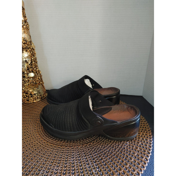 BZees Kitty Clog Size 7M - Picture 3 of 6